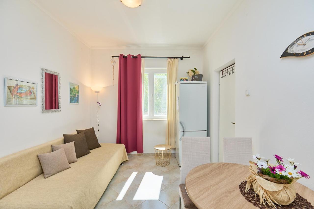 Studio Dolores-Apartment By The Sea Maranovići 外观 照片