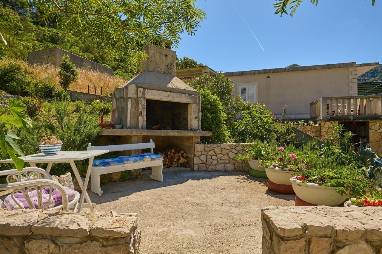 Studio Dolores-Apartment By The Sea Maranovići 外观 照片